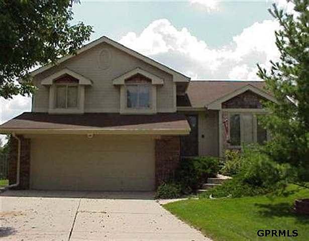 1st image of 2905 N 120th Avenue Cir