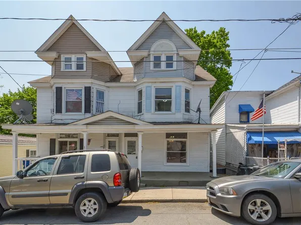 212 N Greenwood St, Tamaqua, PA 18252