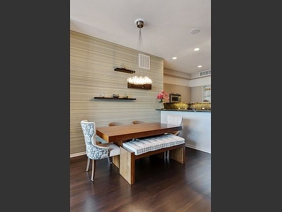 2nd image of 500 W Superior St #8O5