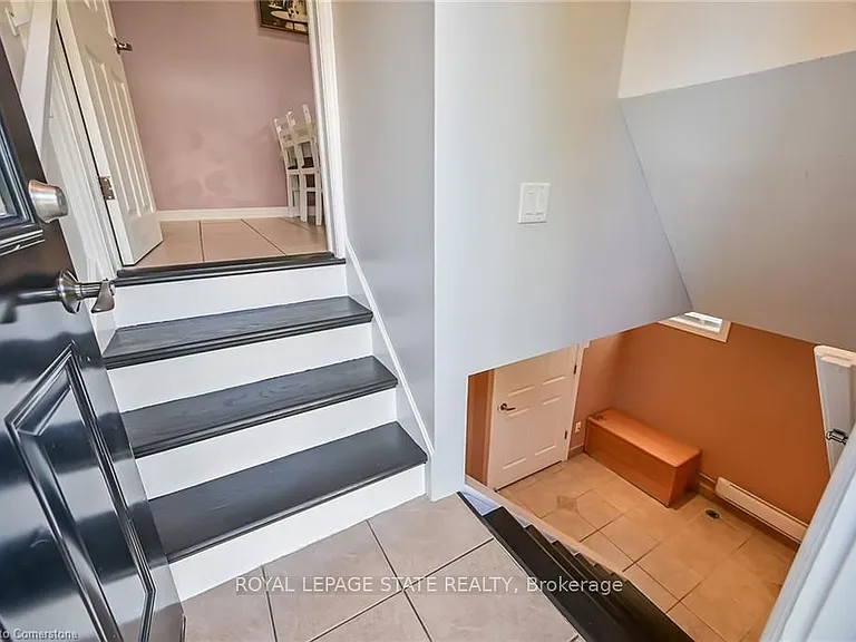 221 Gray Rd #B — Photo 8