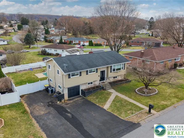 4102 Birch Dr, Bethlehem, PA 18020