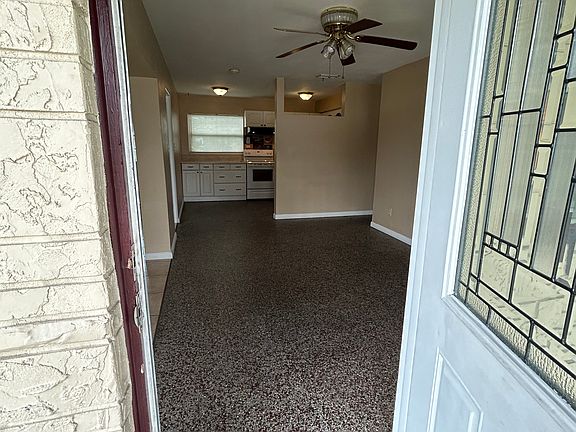 5th image of 1724 Ernest St