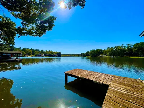 532 Hideaway Ln E, Hideaway, TX 75771