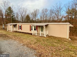 1477 Sawmill Rd, Hedgesville, WV 25427