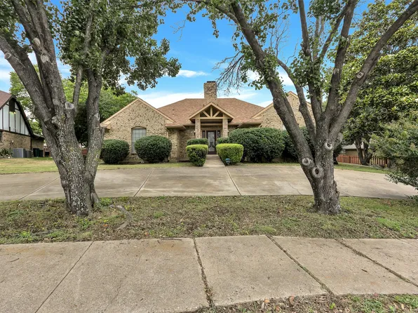 2425 W Northgate Dr, Irving, TX 75062