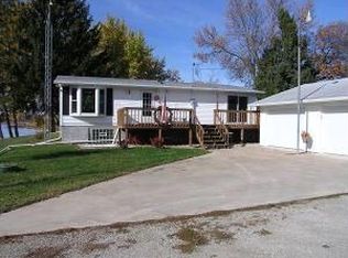 N5121 Lueck Ln, Princeton, WI 54968