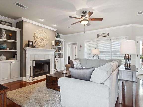 4th image of 3504 Lake Lynn Dr