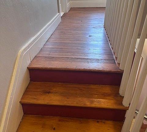 5th image of 18 E Green St APT C