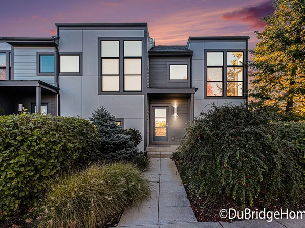 2114 New Town Dr NE, Grand Rapids, MI 49525