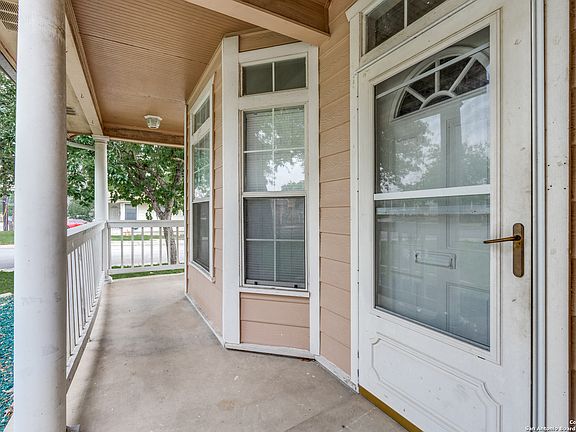 4th image of 1019 Pasadena