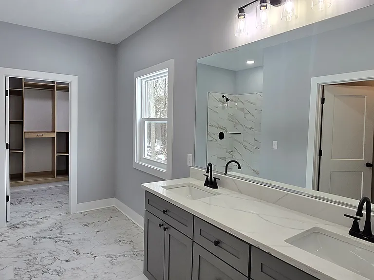 5058 Shattalon Dr — Photo 20