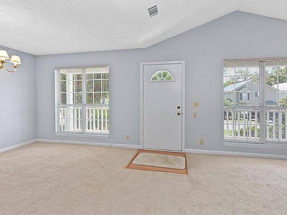 4th image of 508 Atlantic Dr