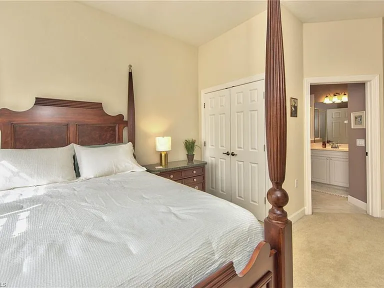 9657 Cypress Hammock Cir #202 — Photo 29