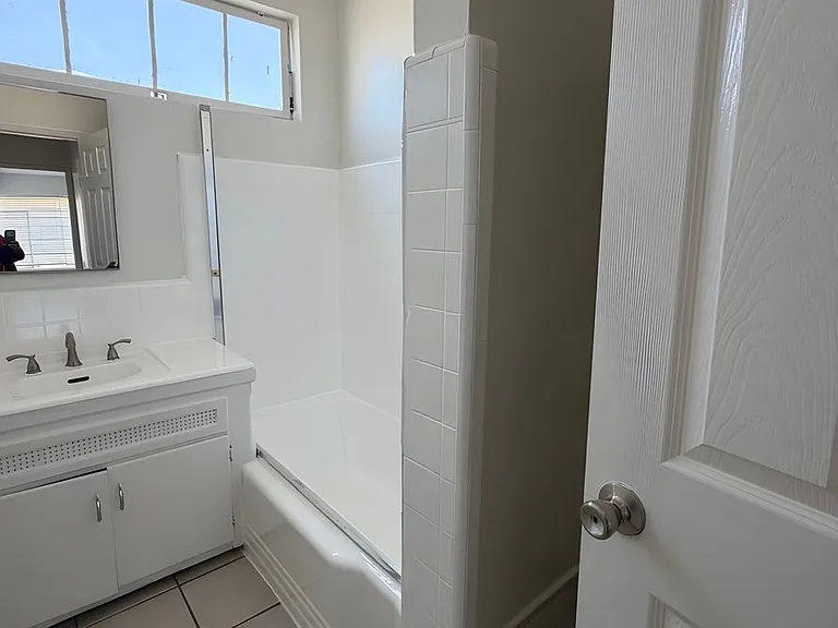 4132-38 Somerset Dr — Photo 6