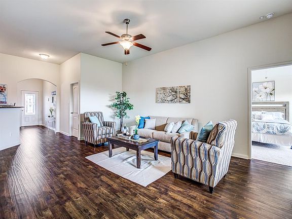 3rd image of 4133 Tower Ln