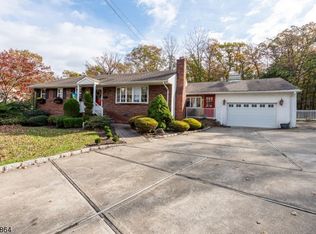 51 Rockledge Pl, Cedar Grove, NJ 07009