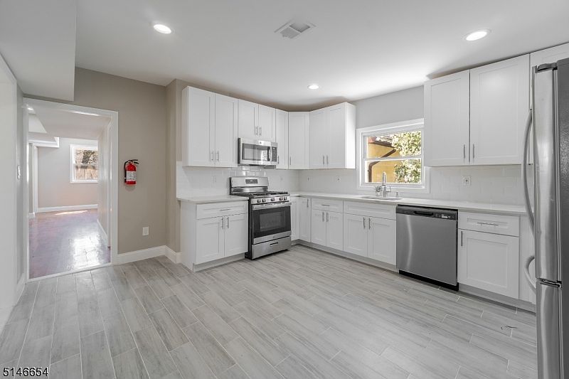 1st image of 155 Tichenor Ave #2