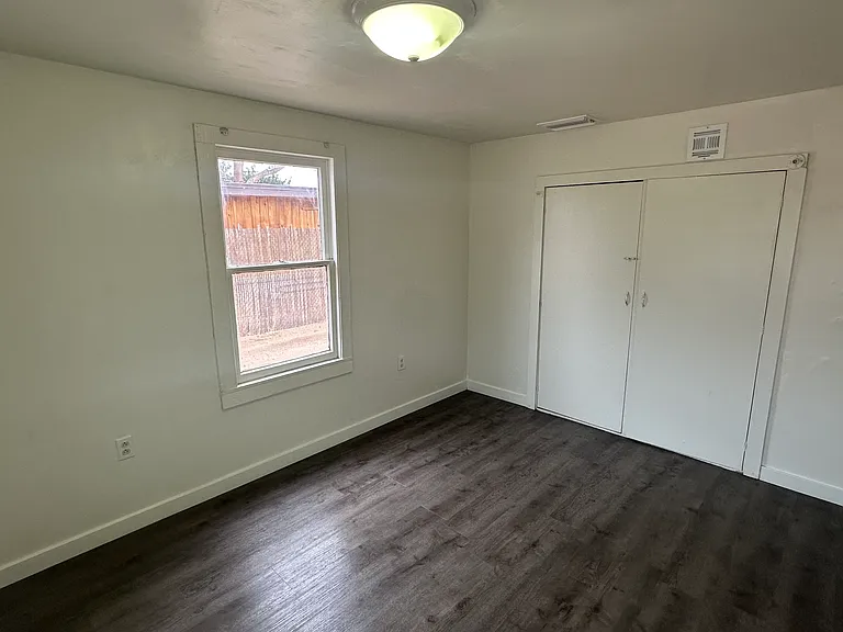 227 W Church Ave — Photo 2
