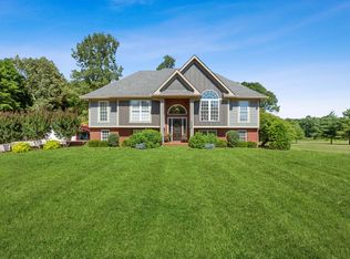6988 Cranor Rd, Springfield, TN 37172
