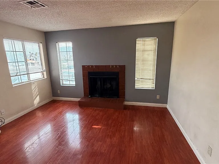 2754 Aarondavid Dr #C — Photo 2