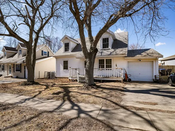 1536 N Hershey Rd, Bloomington, IL 61704