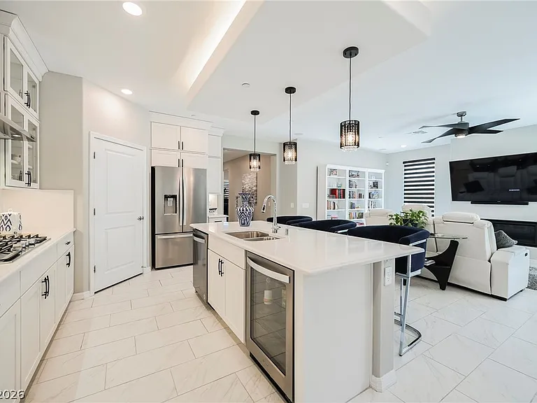 23 Cliffwater St — Photo 17