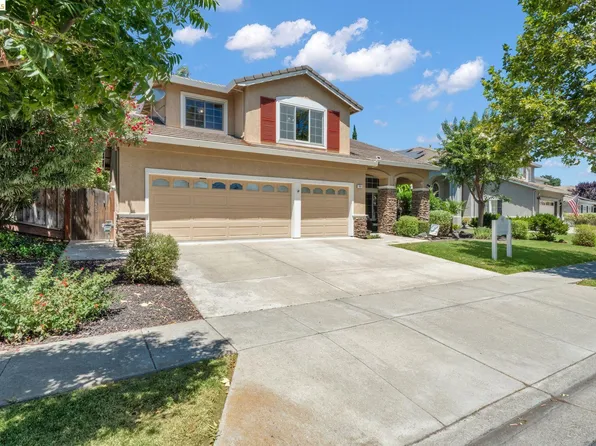 569 Apple Hill Dr, Brentwood, CA 94513