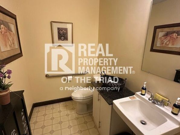 207C Oakdale Rd, Jamestown, NC 27282