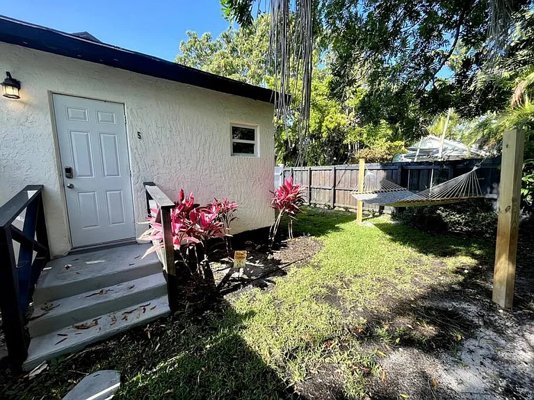 625 NE 13th Ave #ID1369647P — Photo 10