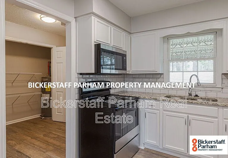 2395 Agnes Dr — Photo 4