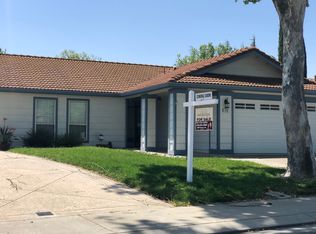 410 Magnolia Ln, Tracy, CA 95376