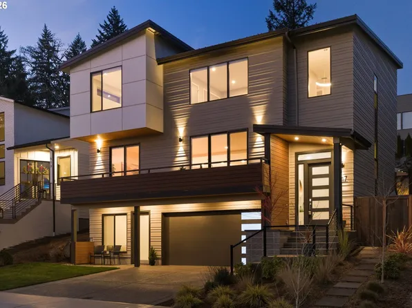 517 NE Province Dr, Camas, WA 98607