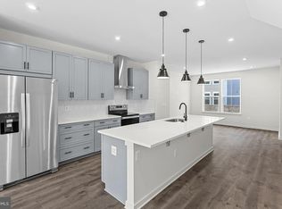 17940 Alicia Ave, Dumfries, VA 22026