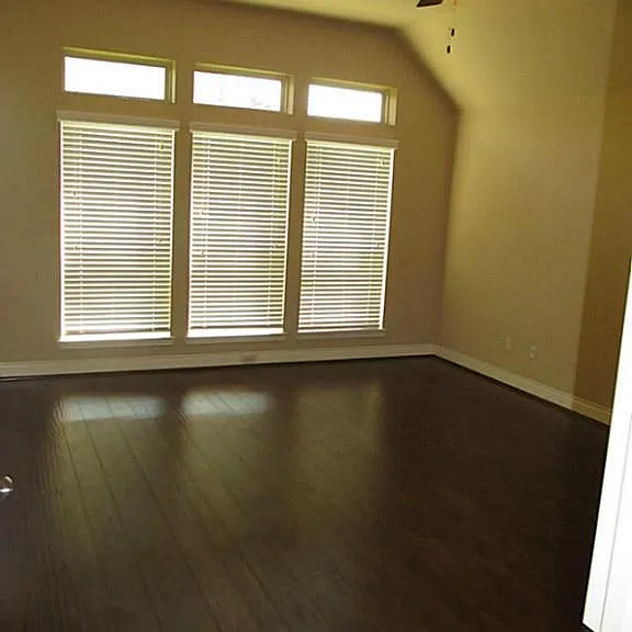 14104 Green Thicket Dr — Photo 11