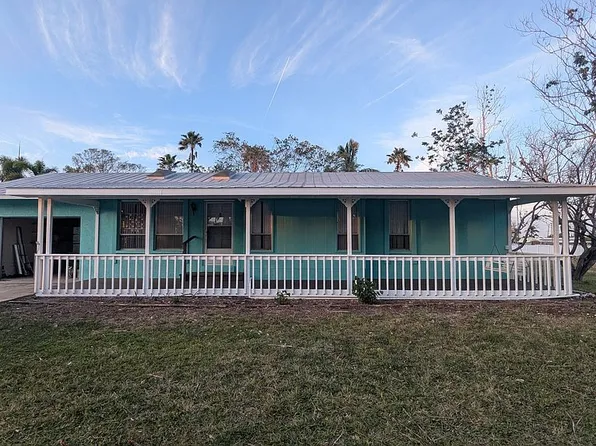 12107 45th Ave W, Cortez, FL 34215