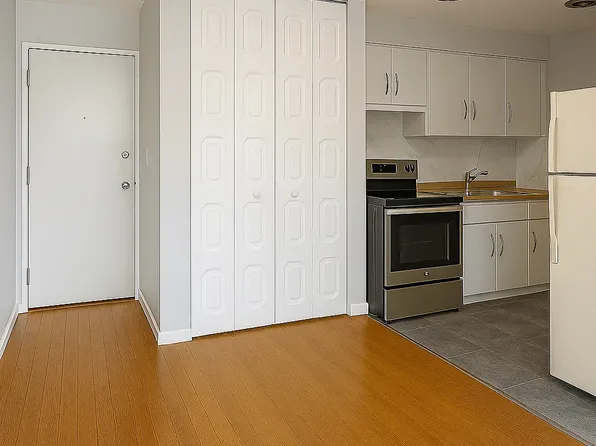 452 Harding Pl APT 3-C, Fairview, NJ 07022