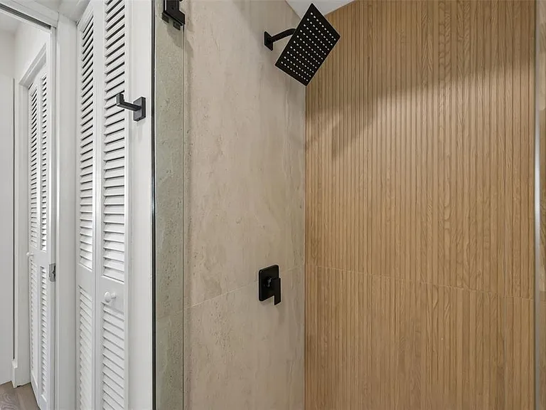 6735 Keystone Dr — Photo 28