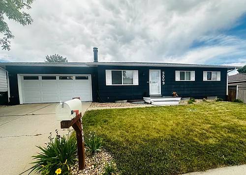 5009 E Peakview Ave Photo 1