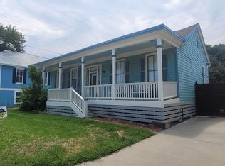 1409 Moody St, Galveston, TX 77550