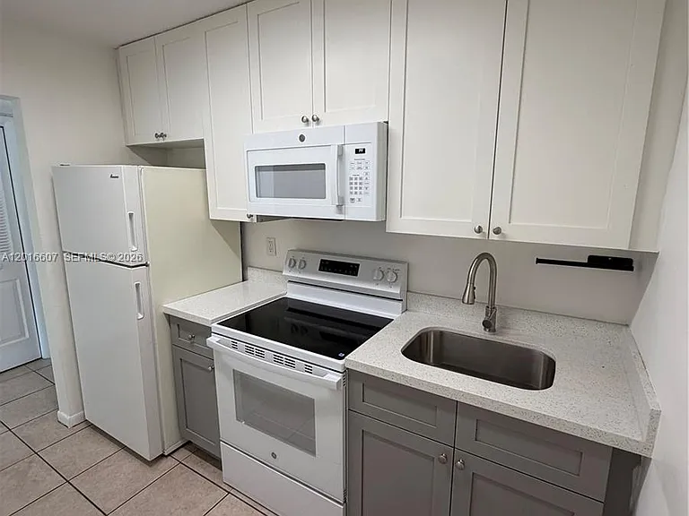 6990 NW 186th St #4-210A — Photo 2