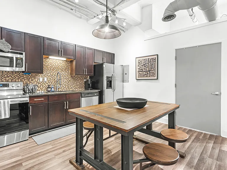 659 Auburn Ave NE #117 — Photo 11