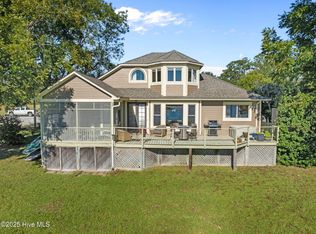 4295 Gilead Shores Rd, Blounts Creek, NC 27814