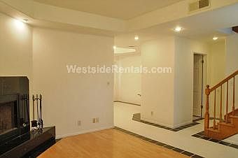 4th image of 2436 Penmar Ave APT C