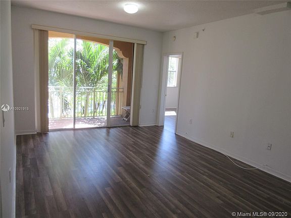 3rd image of 6400 NW 114th Ave APT 1127