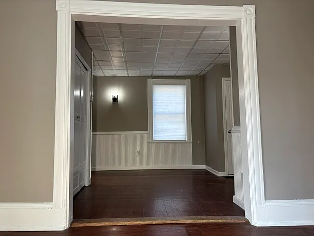 Home Office/ Dining/ Den space