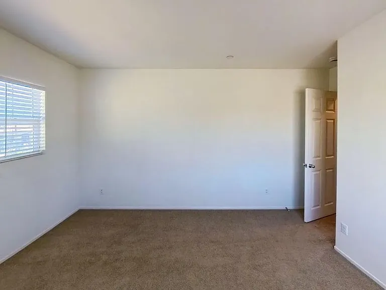 15136 Audrey Dr — Photo 21