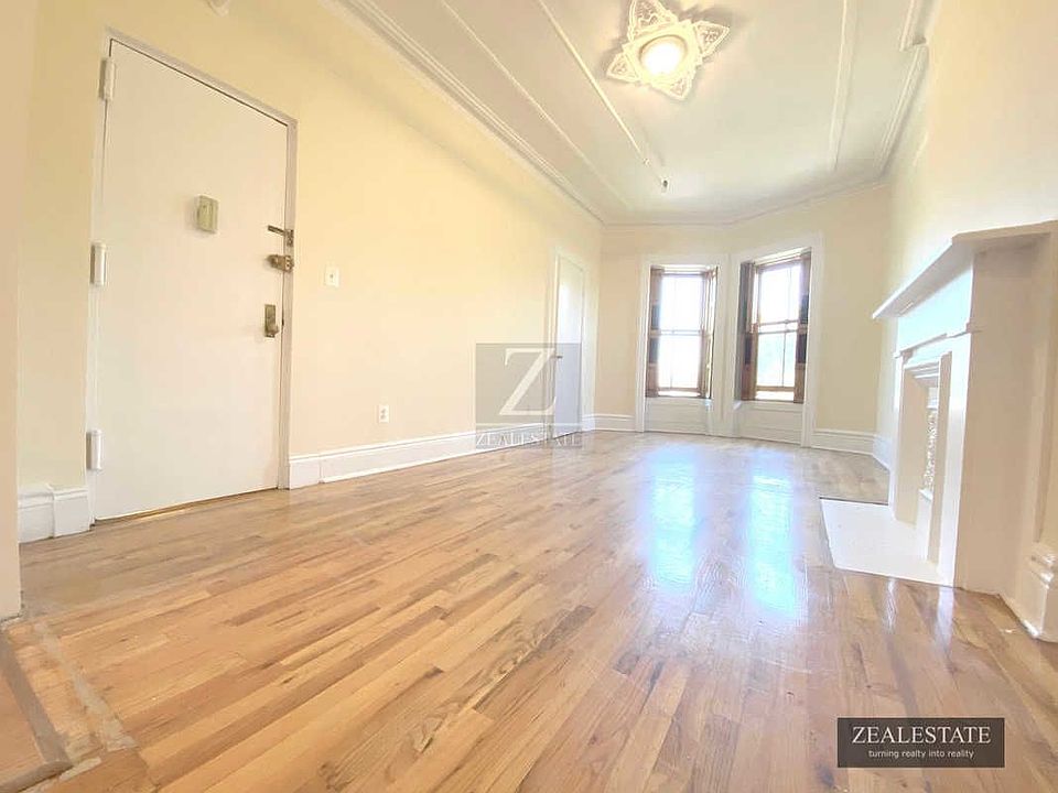 1st image of 585 Carlton Ave Floor 3