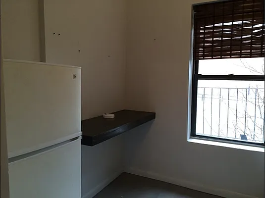 Rented by Mauro Bros Real Estate Services LLC | media 18