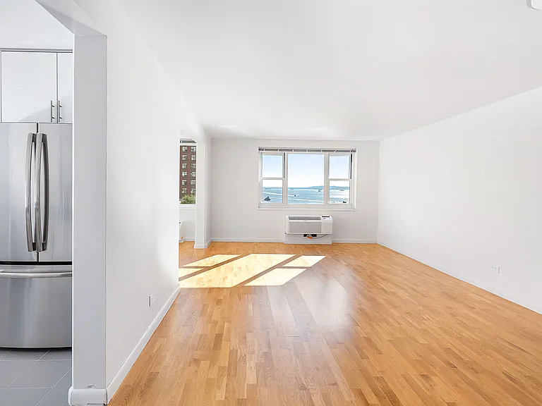 375 S End Ave #8E — Photo 9