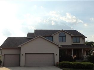 125 Fawn Ct, Oregon, WI 53575